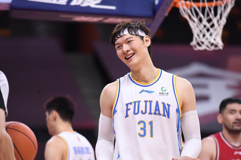 印第安纳步行者内部会议纪要流出——窗口期遗憾出局，CBA季后赛使命明确，更衣室氛围转暖(印第安纳步行者教练)